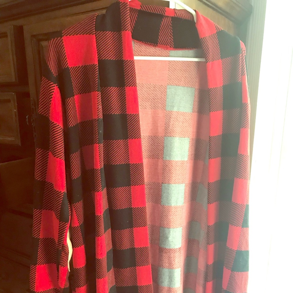 Fall sweater with cute elbow patches. Worn 1x